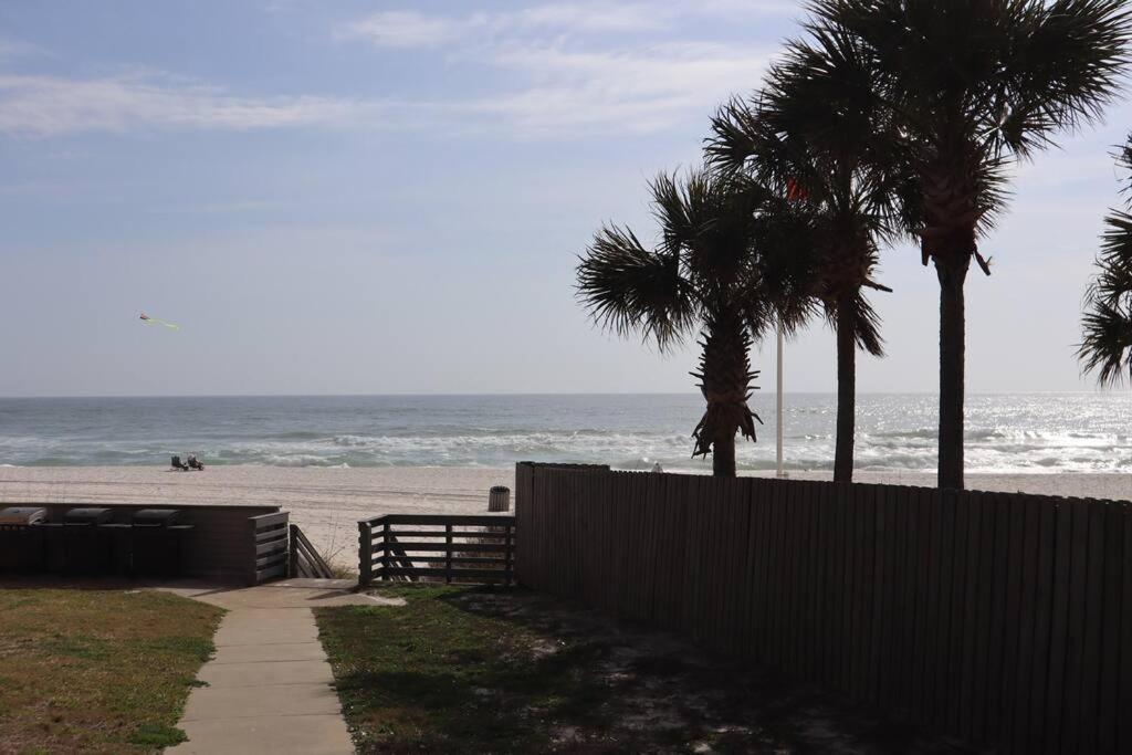 Lazy Palm 4 Pools Short Walk To Beach! Sleeps 5! Panama City Beach Kültér fotó