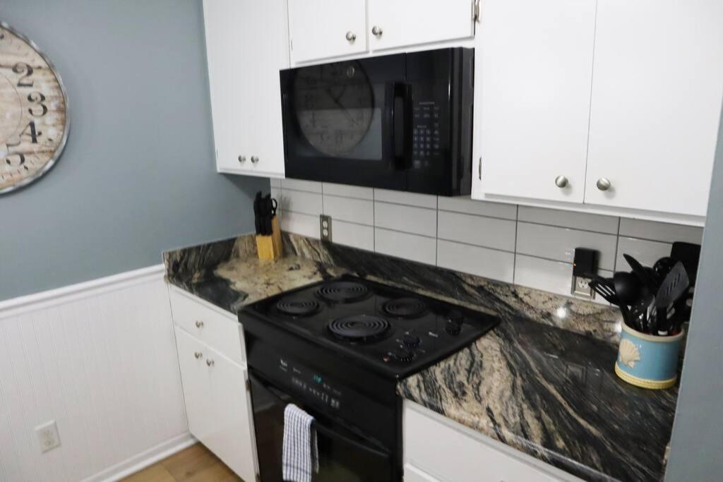Lazy Palm 4 Pools Short Walk To Beach! Sleeps 5! Panama City Beach Kültér fotó